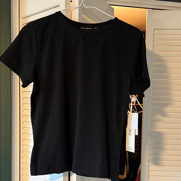 Good American Black Short Sleeve Tee - Picture 1 of 3